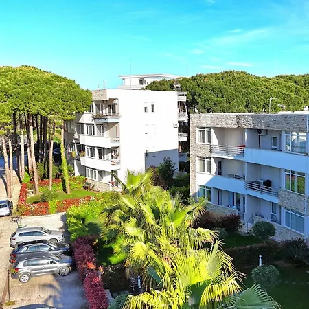 Lura 2 Homes 181