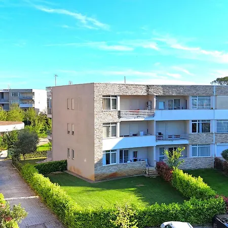 Lura 2 Homes 181 Apartment
