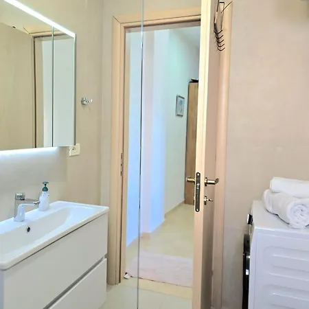 Lura 2 Homes 181 * Plazhi San Pietro